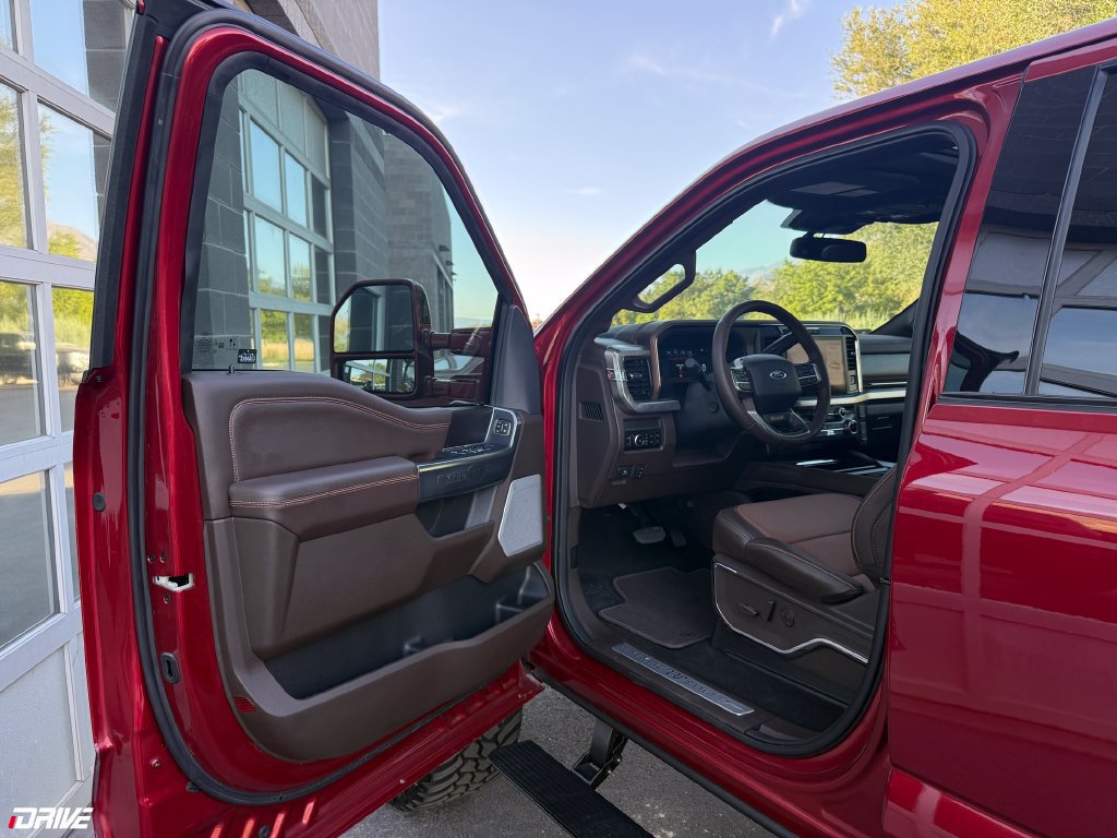 Used 2026 Ford F350 King Ranch w/ Chrome Package AWD/4WD image 17
