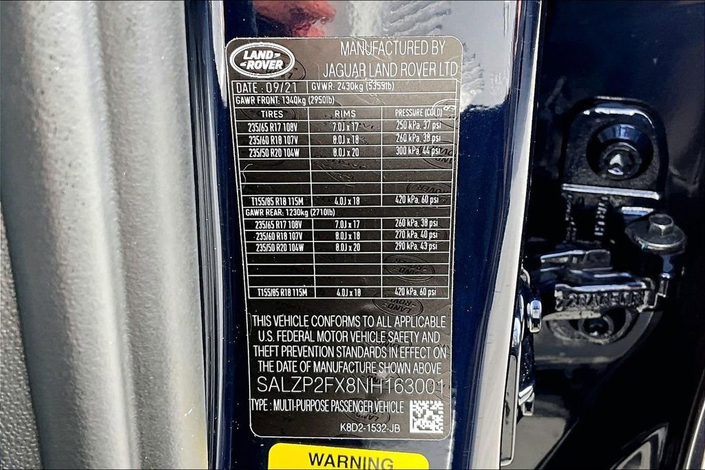 Used 2022 Land Rover Range Rover Evoque SE image 17