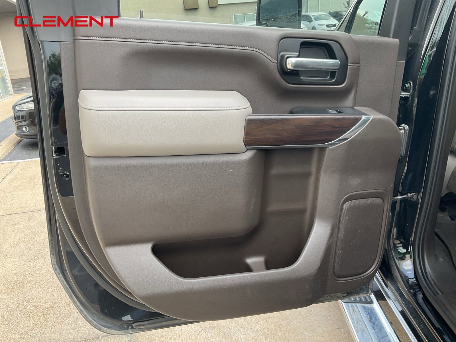 Used 2020 GMC Sierra 2500 SLT image 27