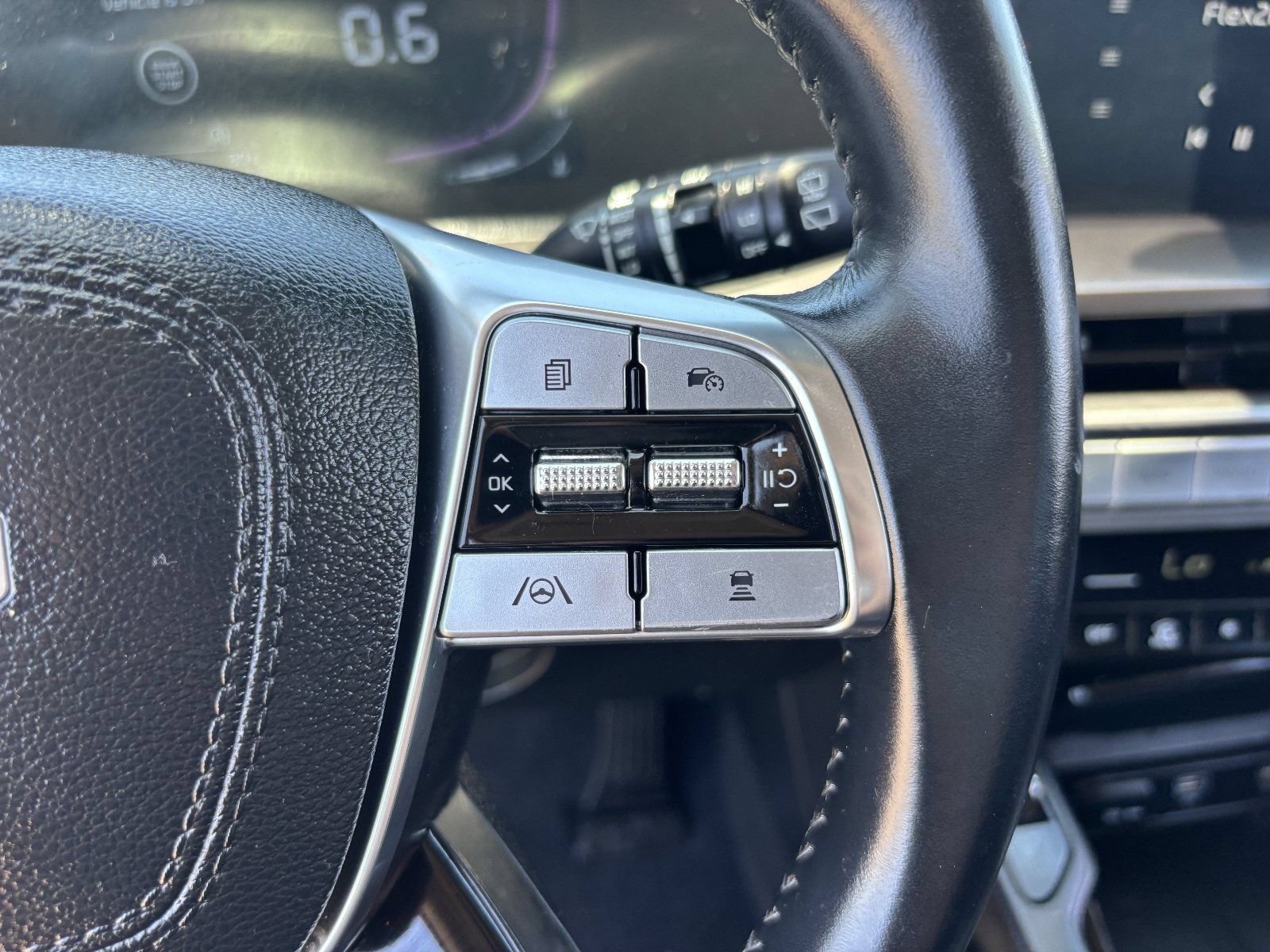 Used 2024 Kia Telluride S w/ S Sunroof Package FWD image 28