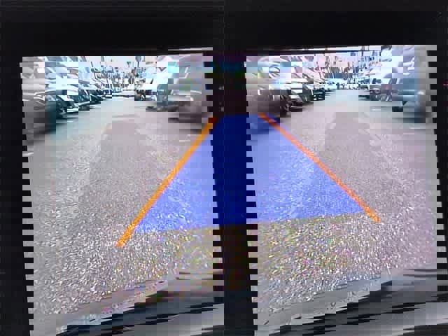 Used 2021 Porsche Macan S w/ Premium Package image 31