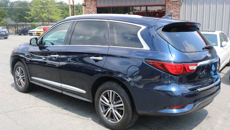 Used 2018 INFINITI QX60 Luxe w/ Premium Package AWD/4WD image 4