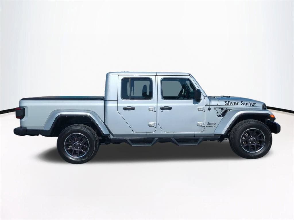 Used 2022 Jeep Gladiator Overland w/ Popular Equipment Package AWD/4WD image 4