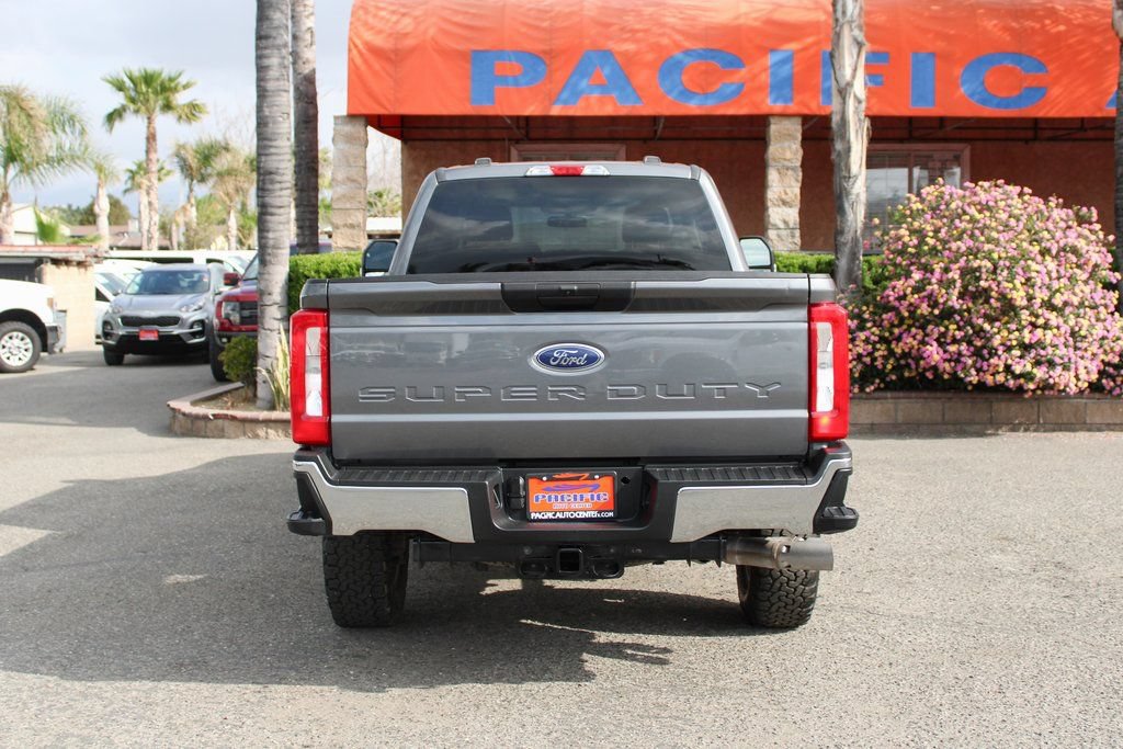 Used 2023 Ford F250 XLT AWD/4WD image 7