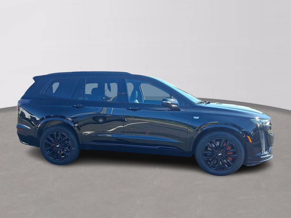 Certified 2024 Cadillac XT6 Sport w/ LPO, ONYX Package AWD/4WD image 7