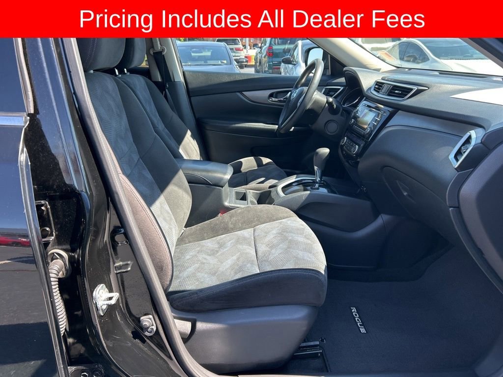 Used 2015 Nissan Rogue SV FWD image 19