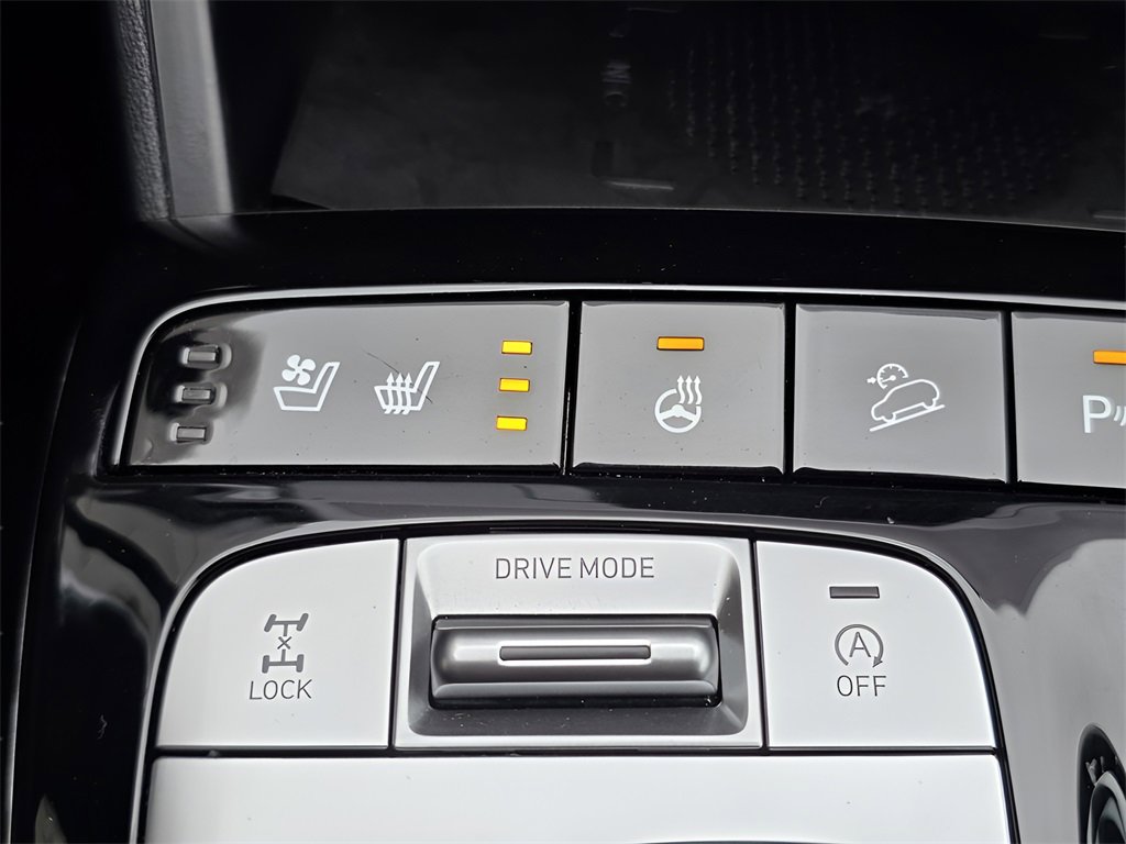 Used 2024 Hyundai Tucson Limited image 36