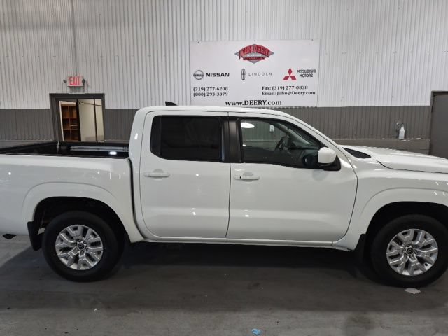 Certified 2022 Nissan Frontier SV AWD/4WD image 2