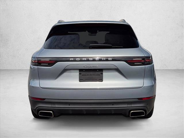 Used 2023 Porsche Cayenne AWD/4WD image 3