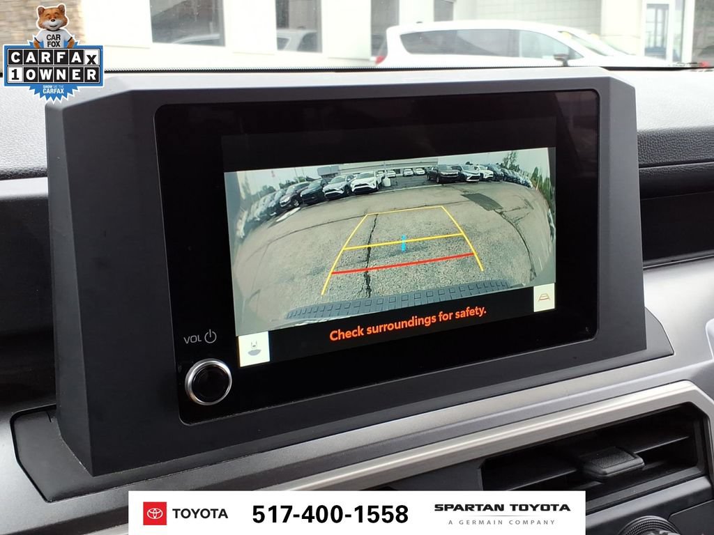Used 2025 Toyota 4Runner SR5 AWD/4WD image 25