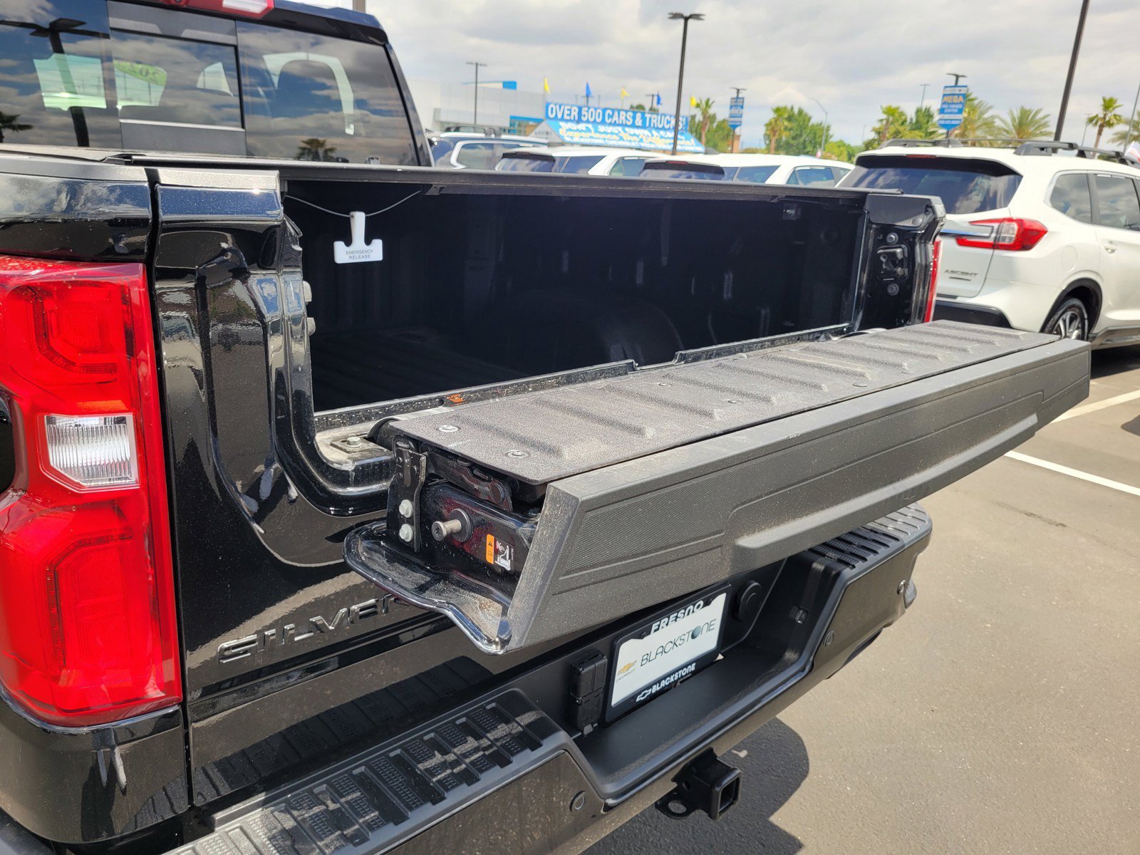 Used 2025 Chevrolet Silverado 1500 High Country w/ Midnight Edition AWD/4WD image 27