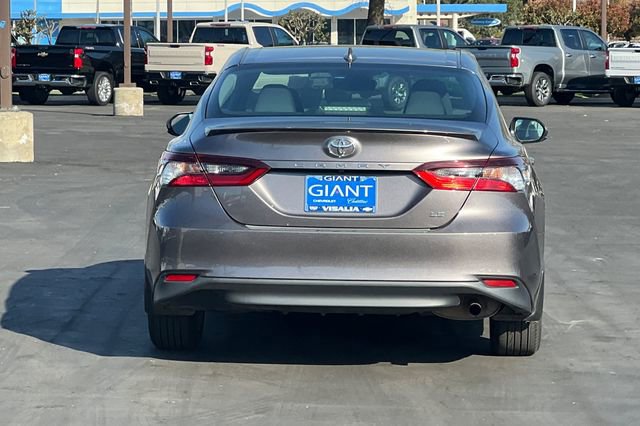 Used 2023 Toyota Camry LE image 5