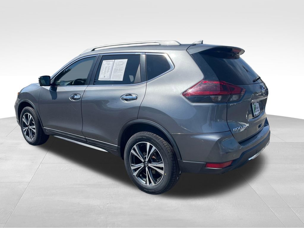 Used 2020 Nissan Rogue SV w/ Premium Package AWD/4WD image 6