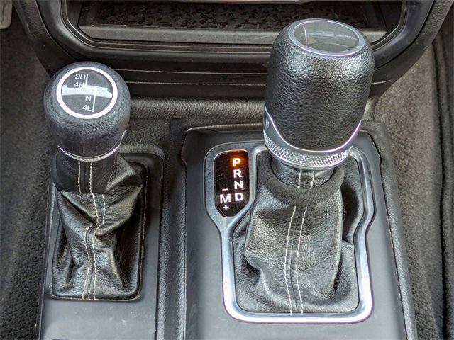 Used 2023 Jeep Gladiator Overland image 21