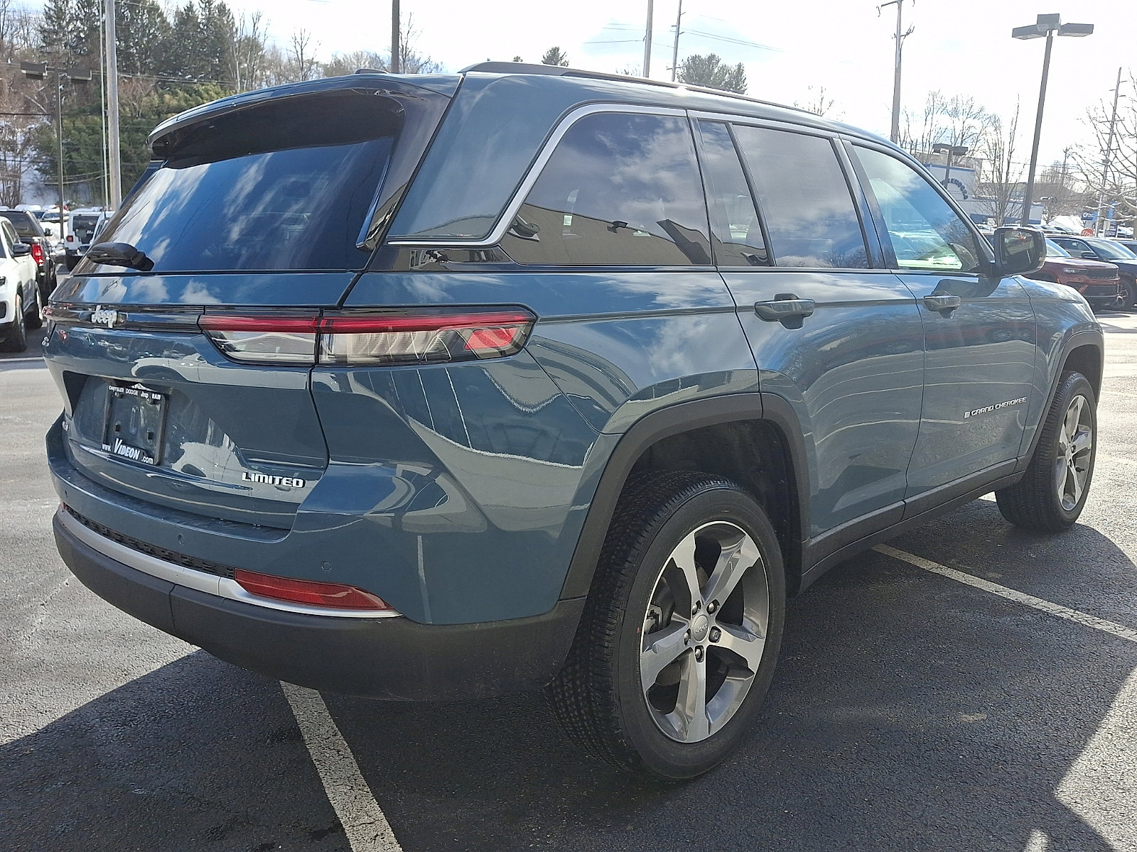 New 2026 Jeep Grand Cherokee Limited image 3