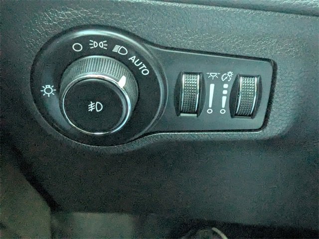 Used 2021 Jeep Compass Trailhawk image 25