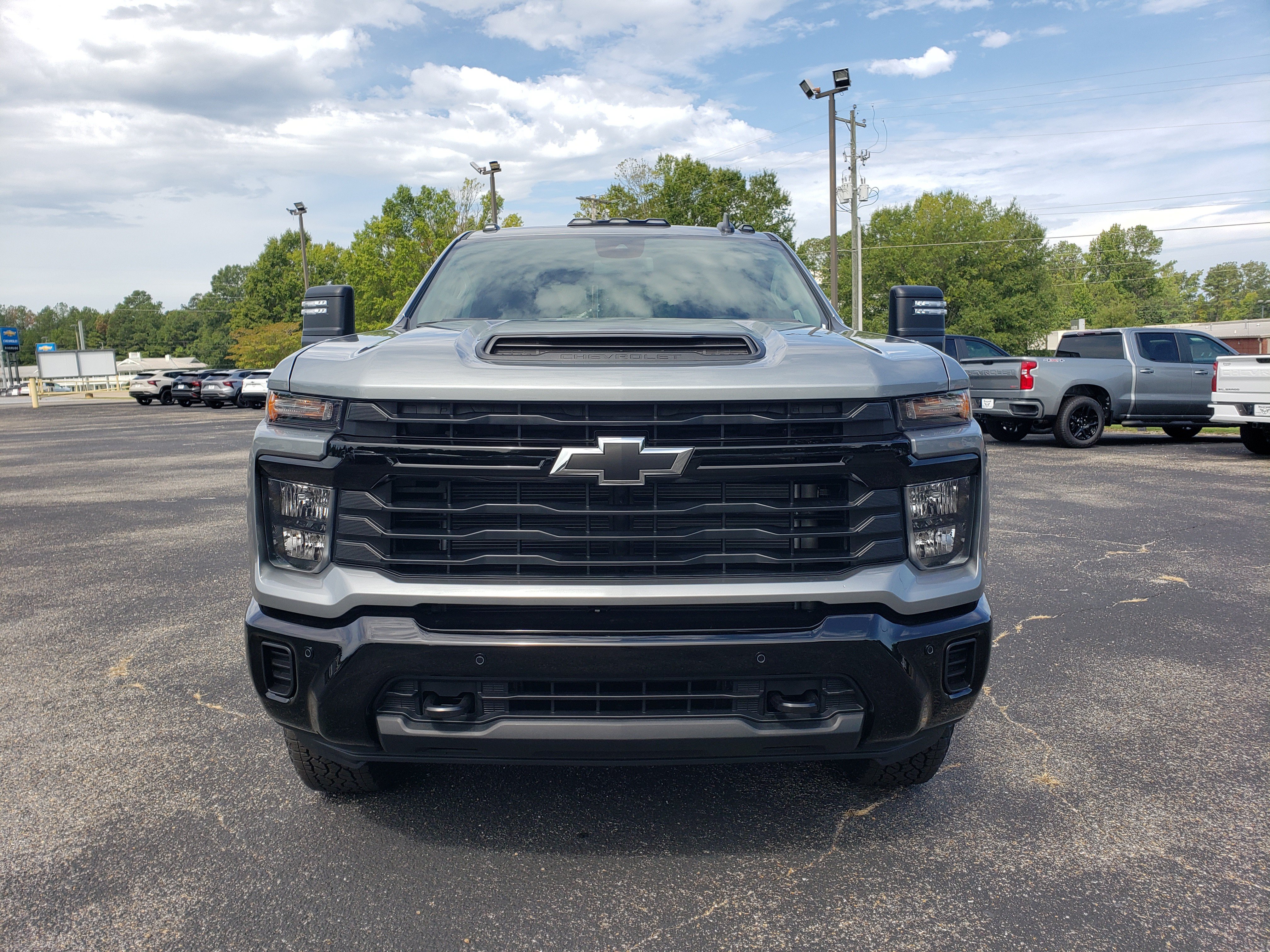 New 2026 Chevrolet Silverado 2500 Custom w/ Custom Value Package AWD/4WD image 7