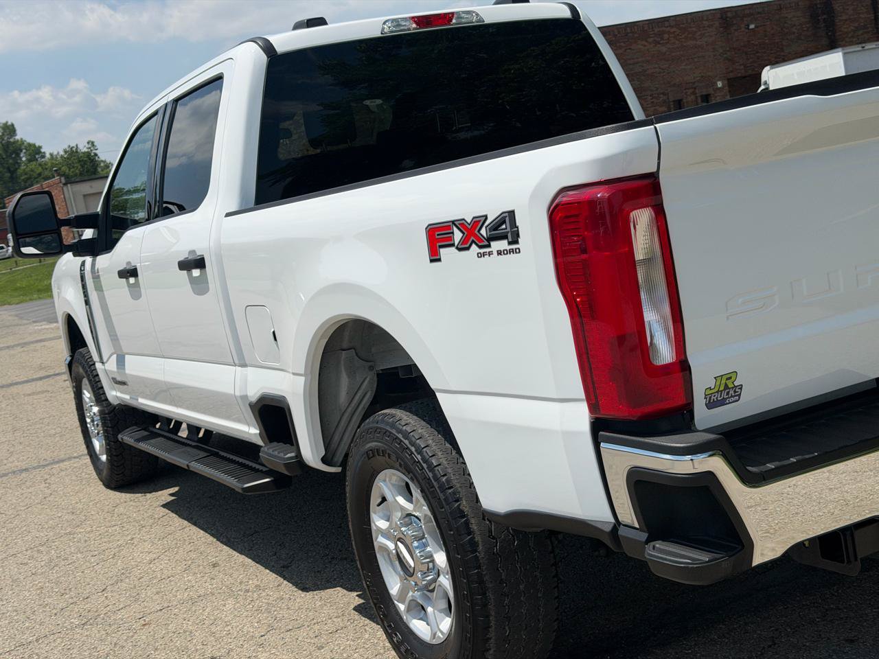 Used 2025 Ford F250 XLT w/ FX4 Off-Road Package AWD/4WD image 39