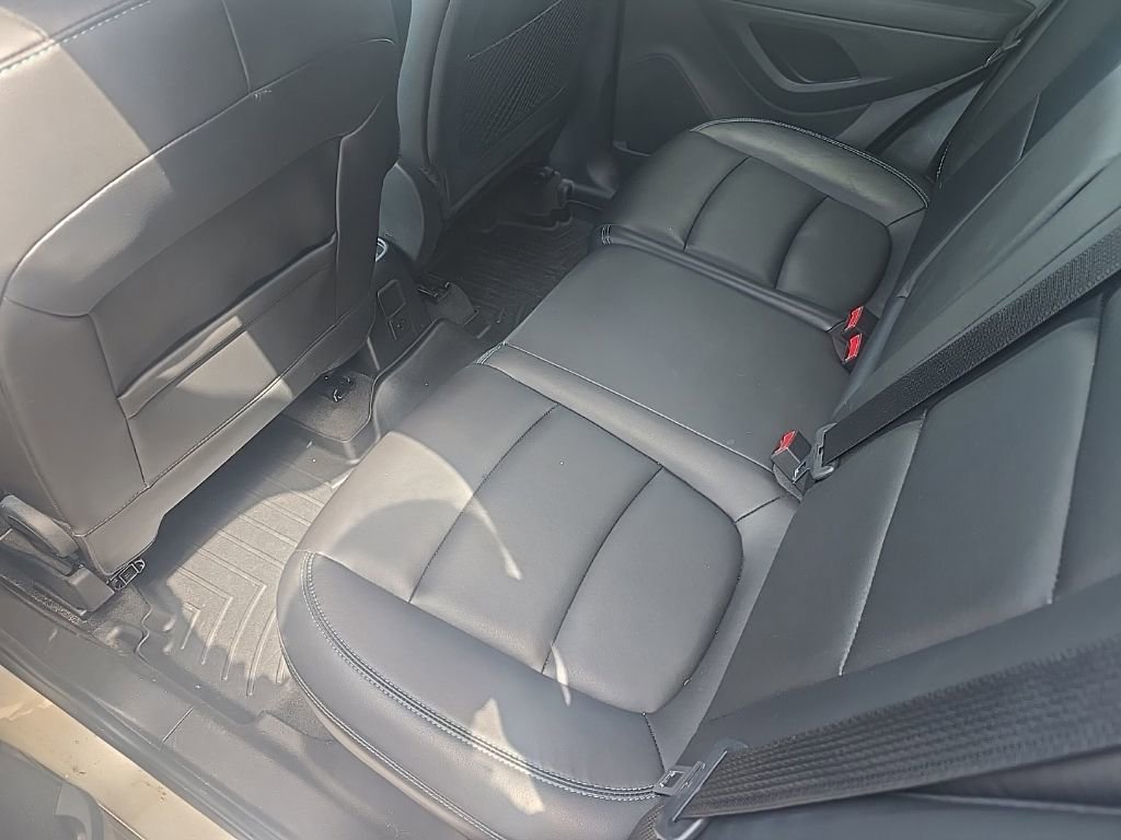 Used 2016 Chevrolet Trax LTZ FWD image 11