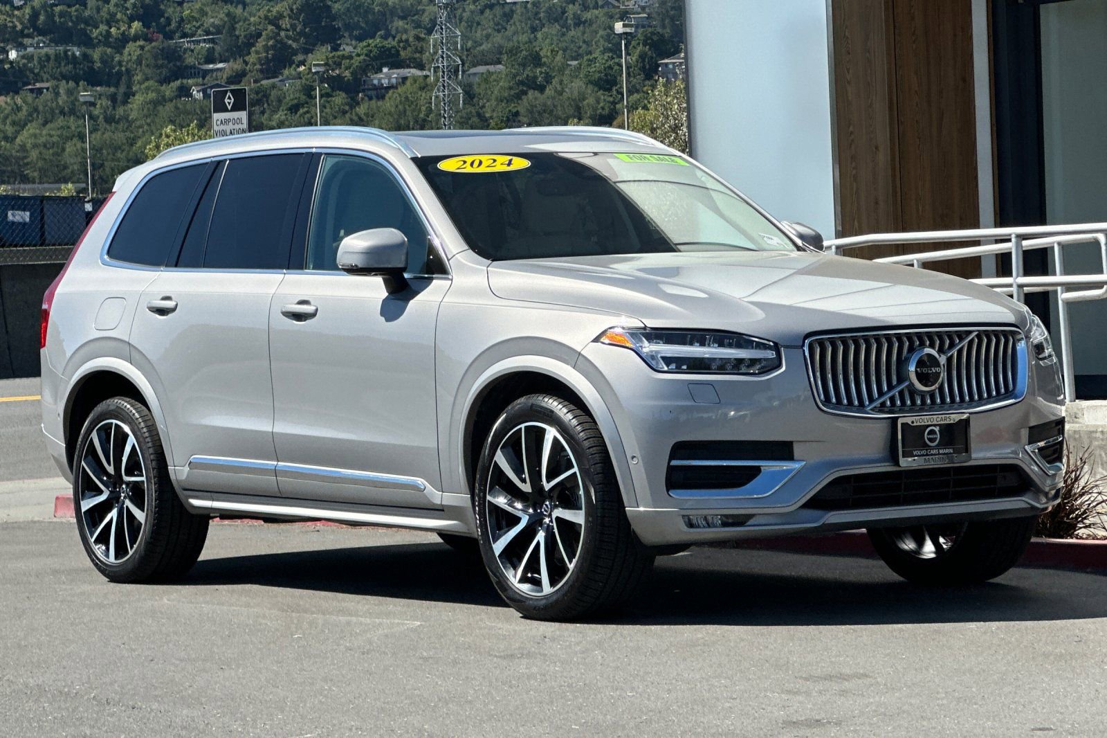 Certified 2024 Volvo XC90 B6 Plus image 10