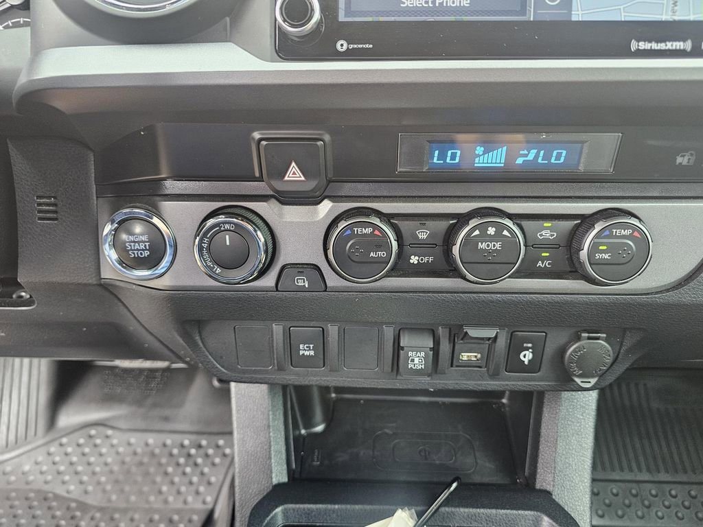 Used 2023 Toyota Tacoma TRD Sport image 21