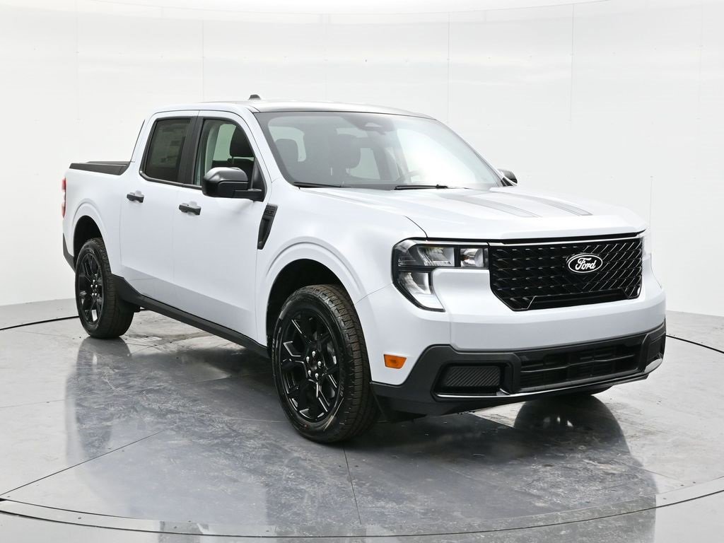 New 2025 Ford Maverick XLT w/ XLT Luxury Package
