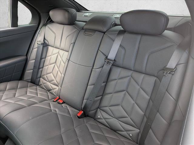 Used 2024 BMW 760i xDrive w/ Premium Package 2 AWD/4WD image 17