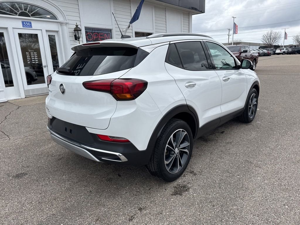 Certified 2020 Buick Encore GX Essence FWD image 5