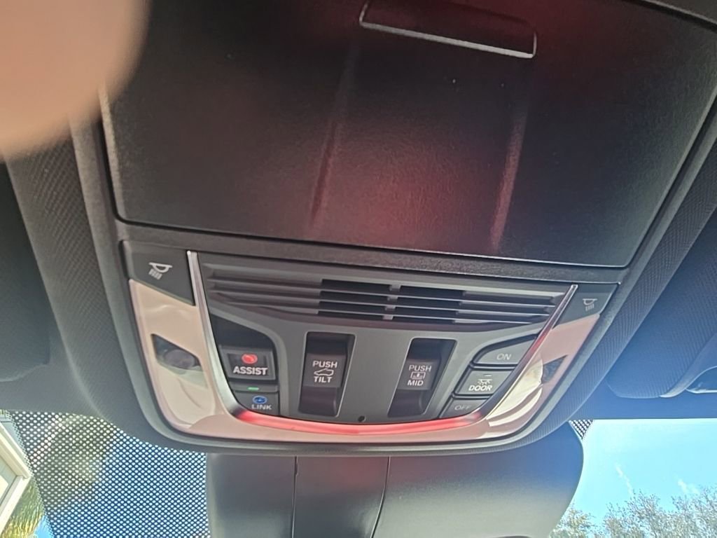 Used 2025 Acura RDX A-Spec image 27