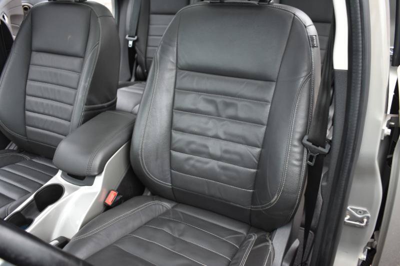 Used 2015 Ford C-MAX Energi SEL w/ Equipment Group 303A FWD image 20