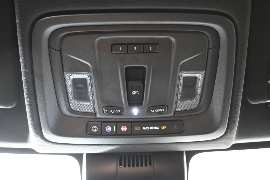 Used 2024 Chevrolet Silverado 1500 High Country w/ Technology Package AWD/4WD image 34