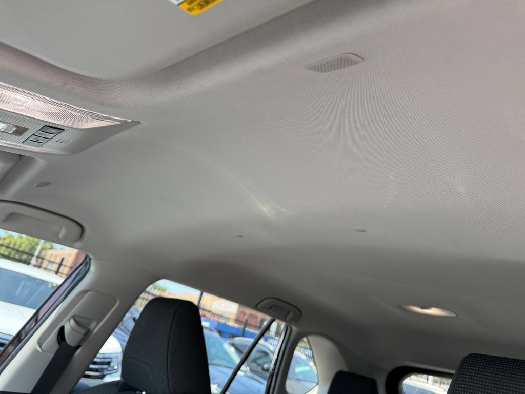Certified 2023 Toyota RAV4 LE AWD/4WD image 29