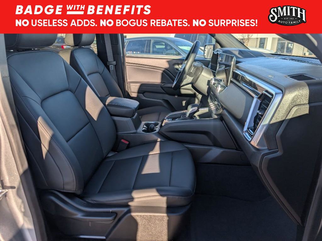 Used 2024 GMC Canyon Elevation w/ Elevation Premium Package image 15