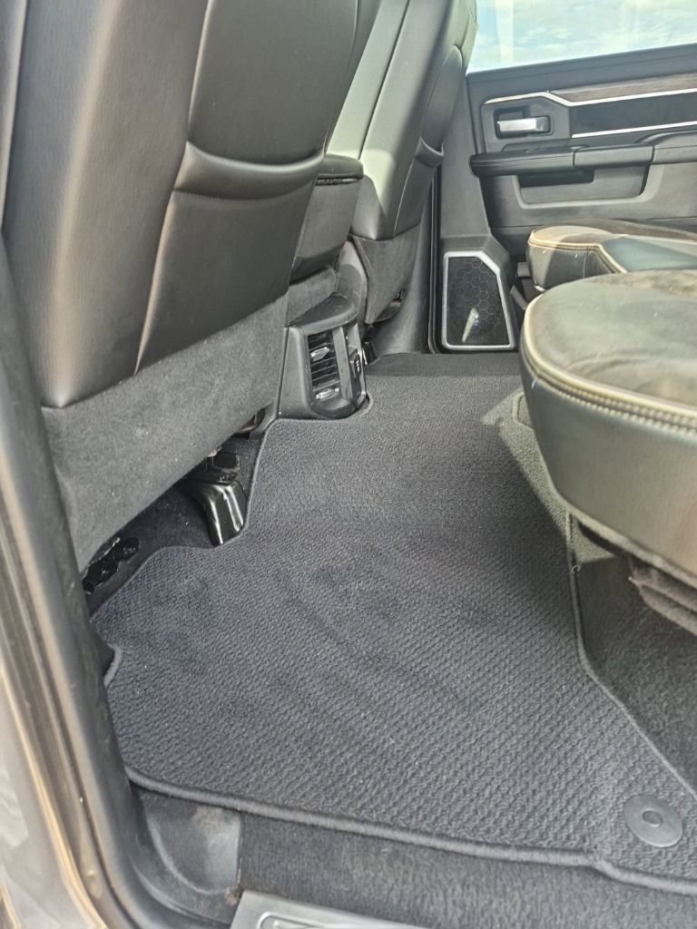 Used 2020 RAM 2500 Laramie image 26