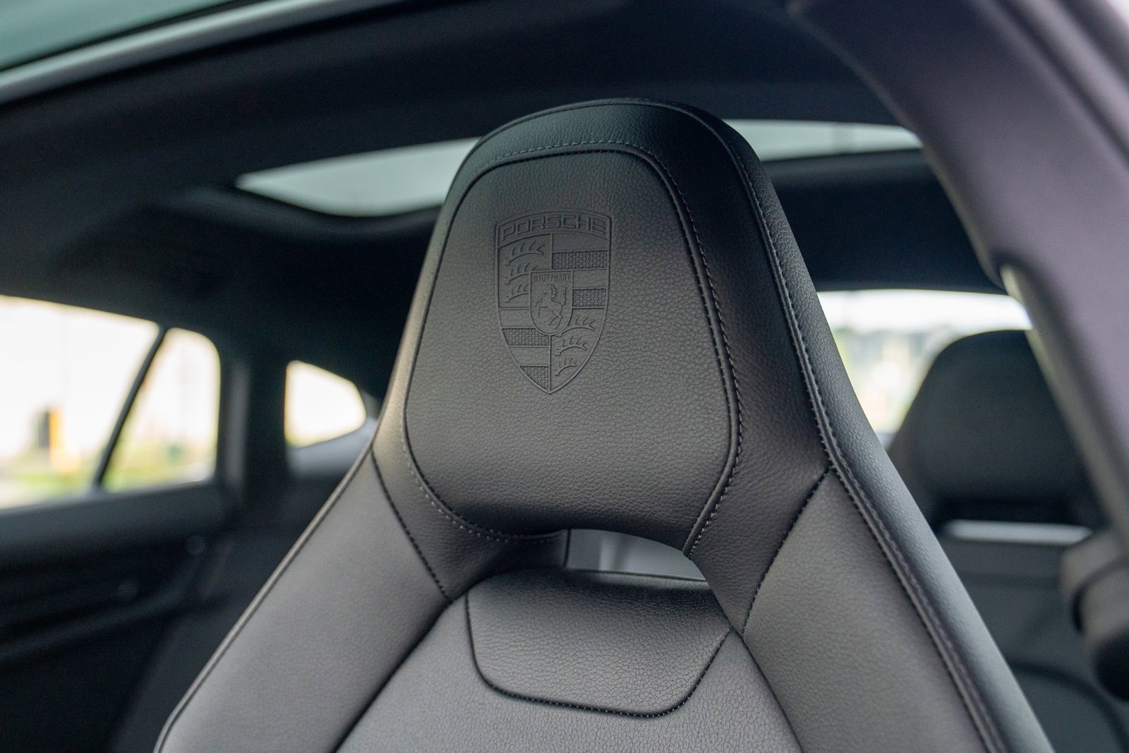 Used 2025 Porsche Panamera 4 image 13