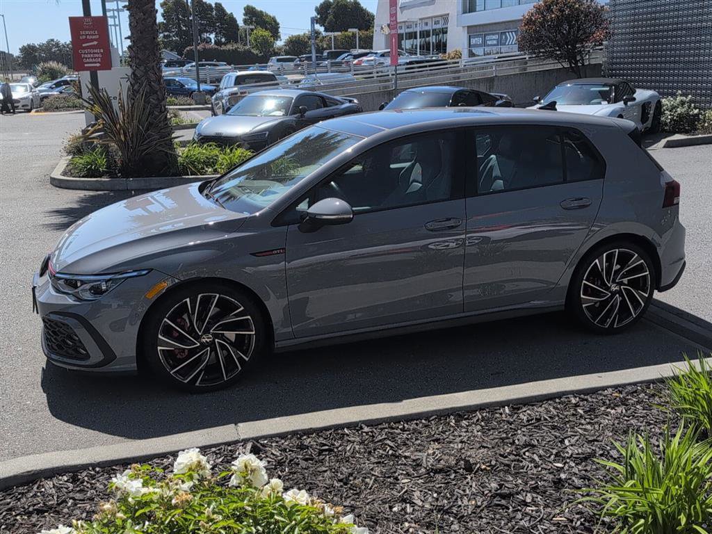 Used 2023 Volkswagen GTI Autobahn FWD image 9