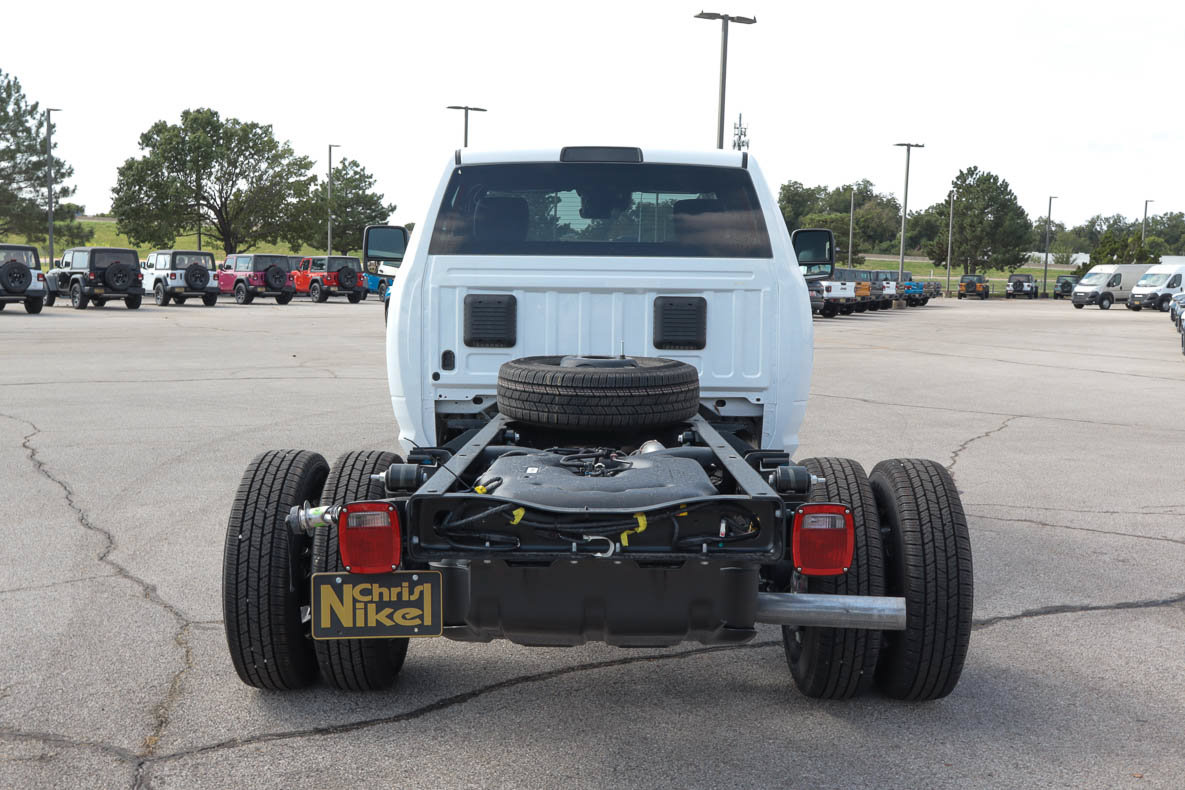 New 2027 RAM 3500 Tradesman AWD/4WD image 5