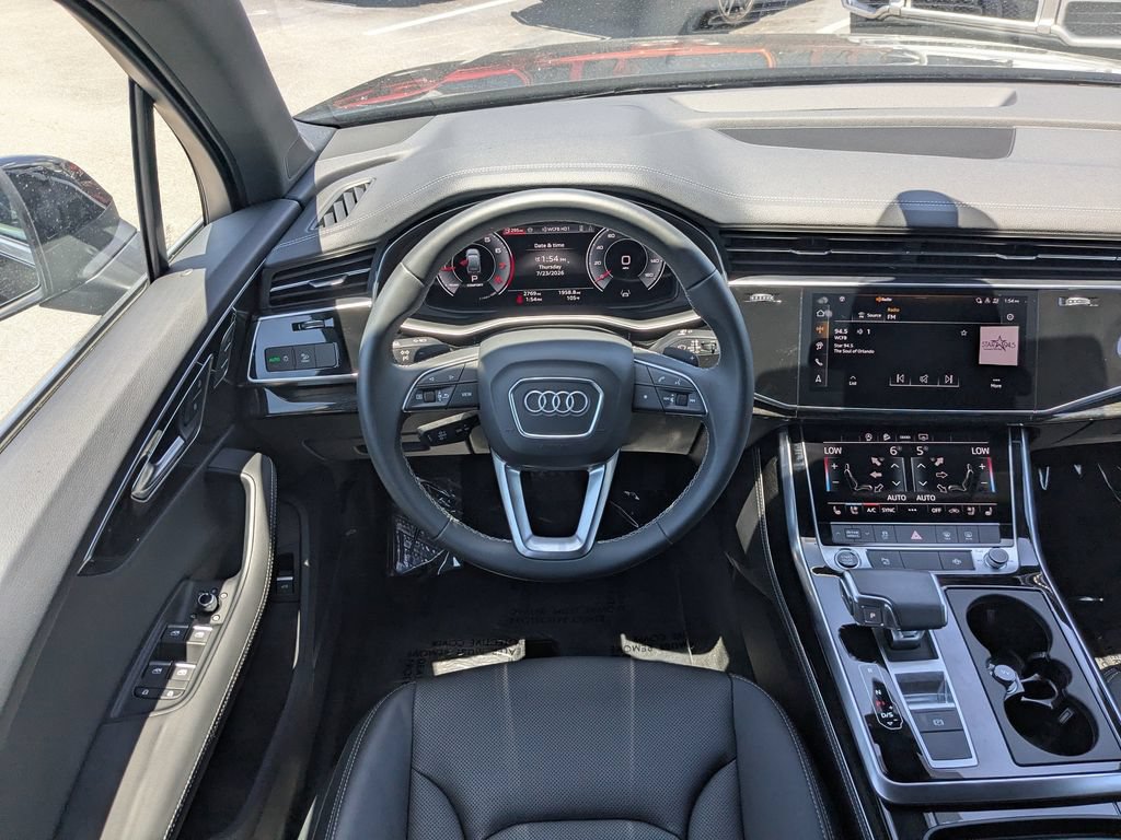 Used 2025 Audi Q7 3.0T Premium Plus w/ Premium Plus Package AWD/4WD image 3