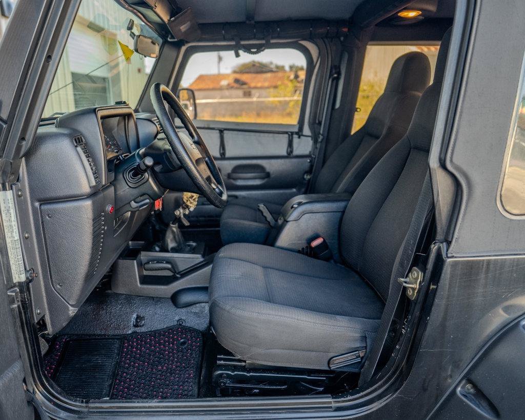 Used 2006 Jeep Wrangler Rubicon AWD/4WD image 14