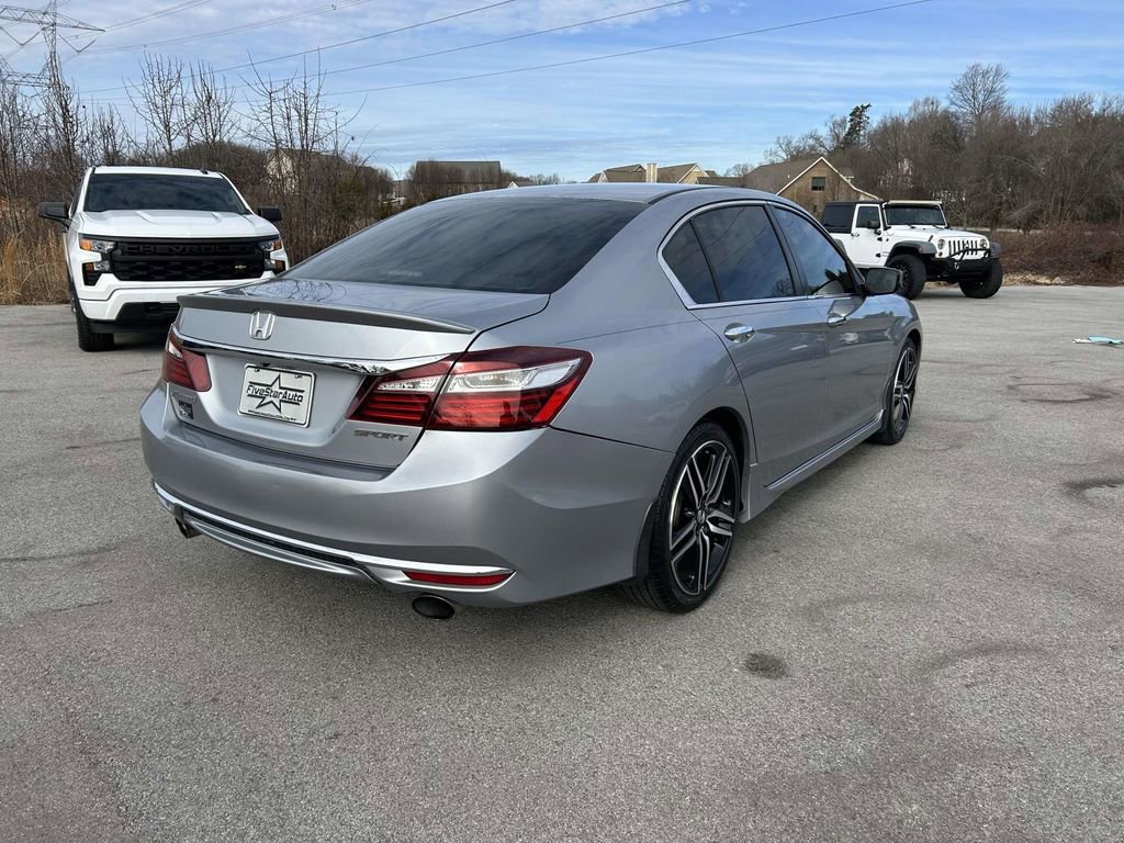 Used 2016 Honda Accord Sport image 3