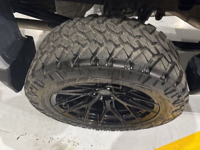 Used 2025 GMC Sierra 1500 Denali Ultimate image 34