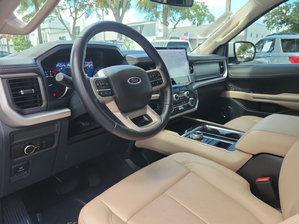 Certified 2023 Ford Expedition XLT RWD image 14