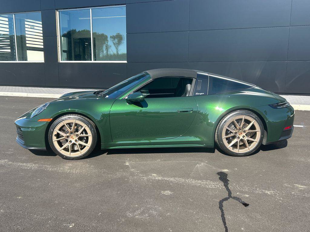 Used 2026 Porsche 911 Targa 4S AWD/4WD image 4