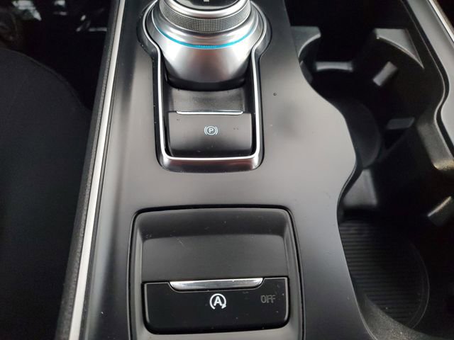 Certified 2022 Ford Edge SE w/ Black Appearance Package image 30