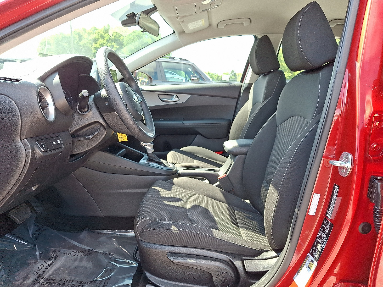 Used 2020 Kia Forte LXS FWD image 13