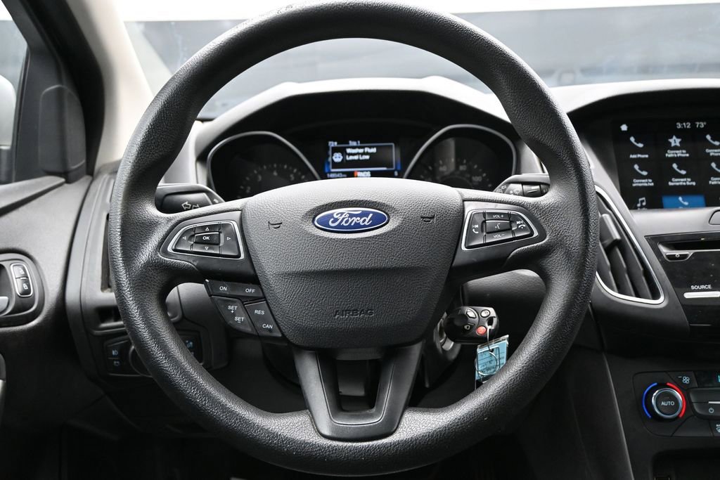 Used 2017 Ford Focus SEL w/ Interior Protection Package FWD image 15