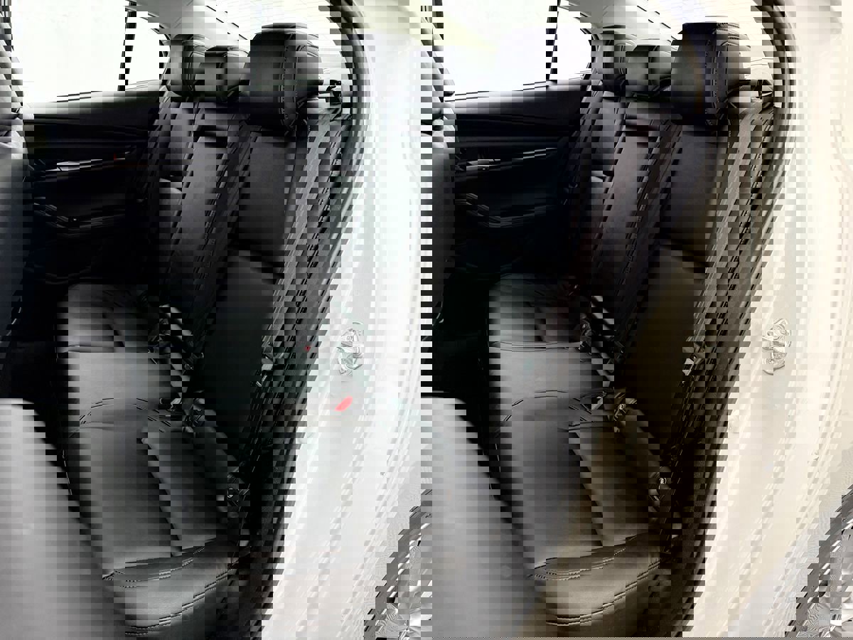 Used 2022 MAZDA MAZDA3 s FWD image 29