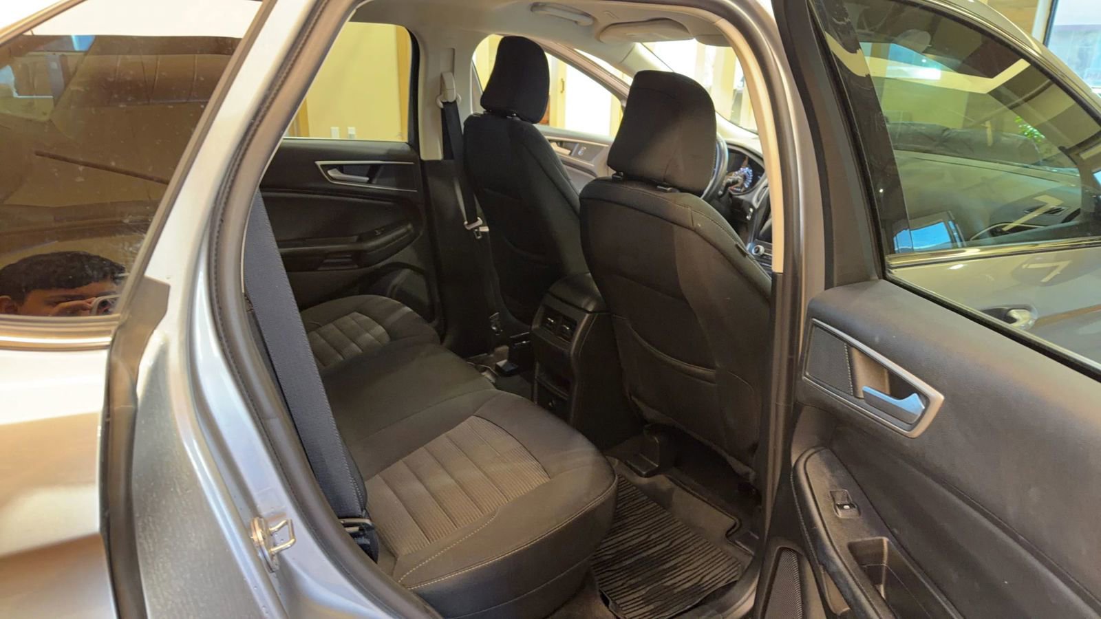 Used 2024 Ford Edge SEL w/ Cold Weather Package image 18