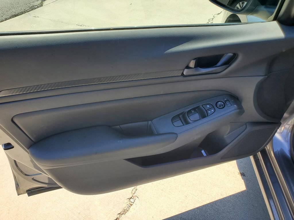 Certified 2025 Nissan Altima 2.5 S image 17