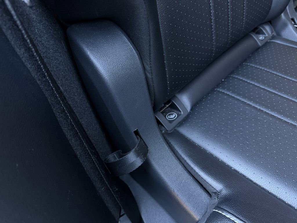 Used 2024 Volkswagen Tiguan SE image 22